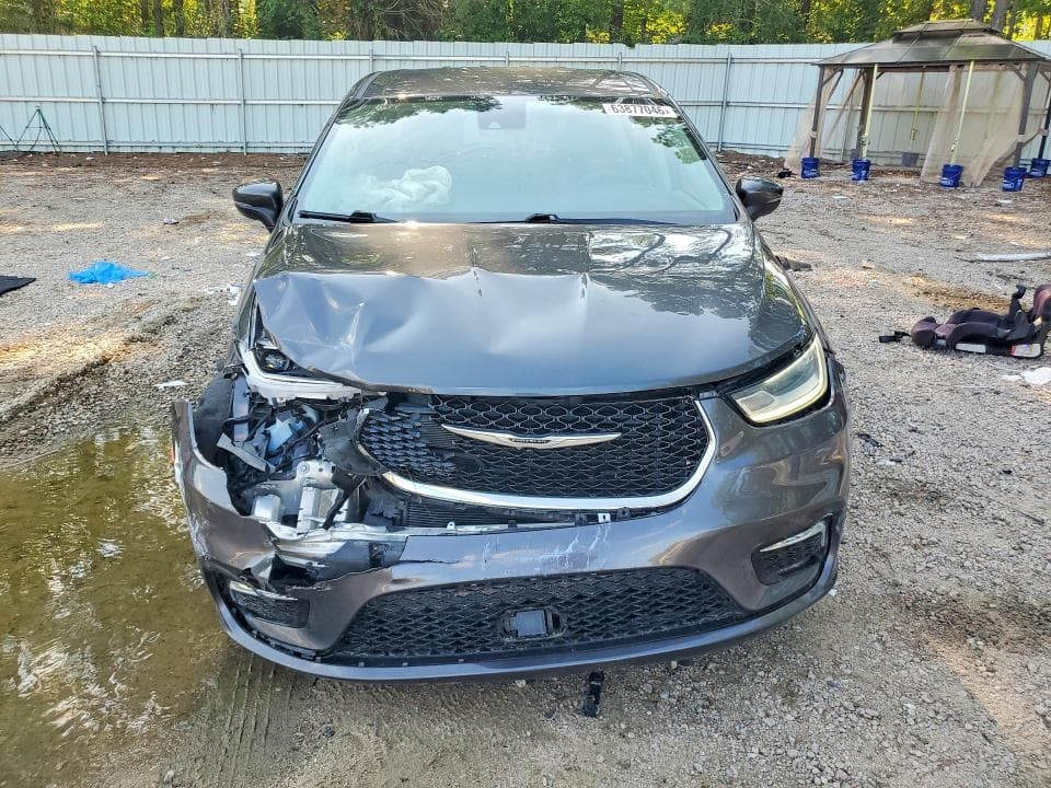 2023 CHRYSLER PACIFICA TOURING L 5