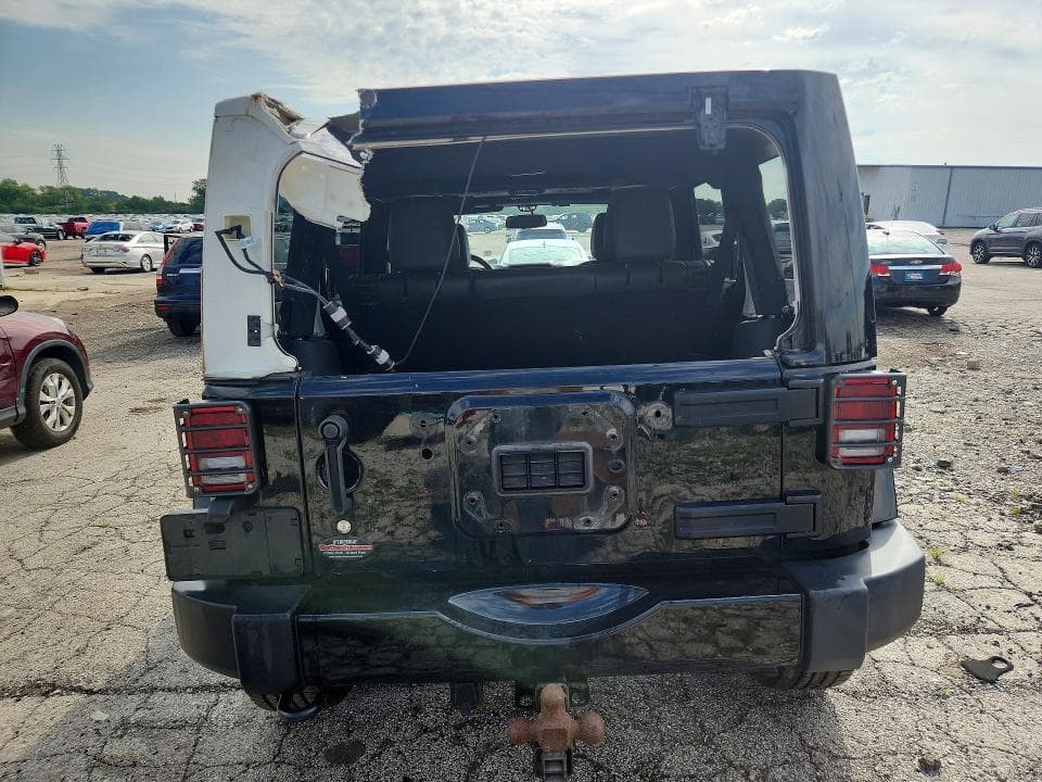2017 JEEP WRANGLER UNLIMITED SAHARA 6