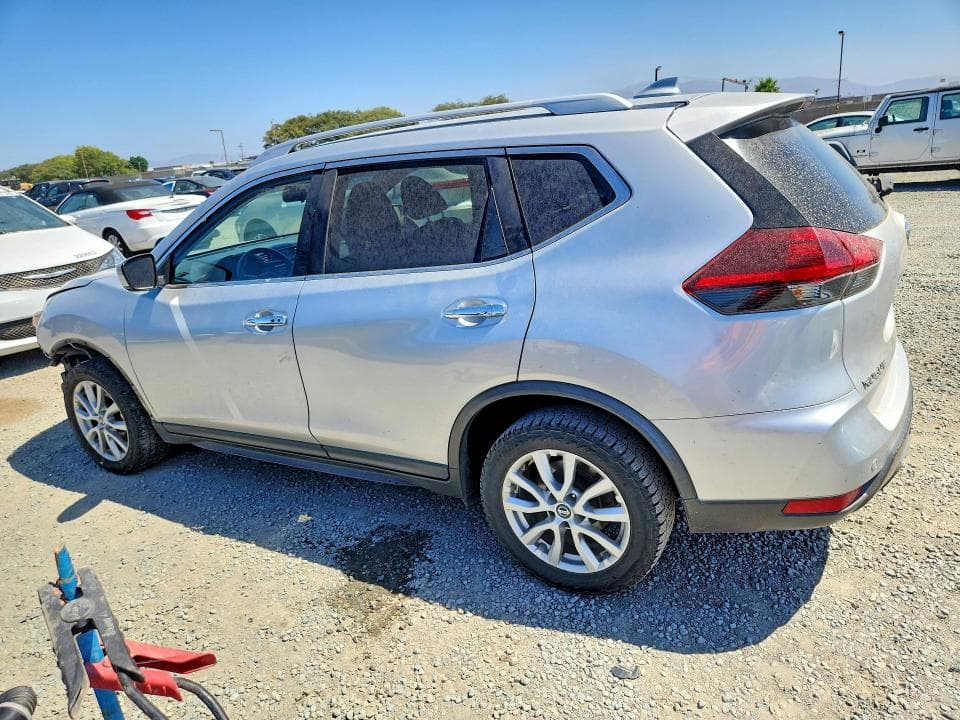 2020 NISSAN ROGUE SV 2