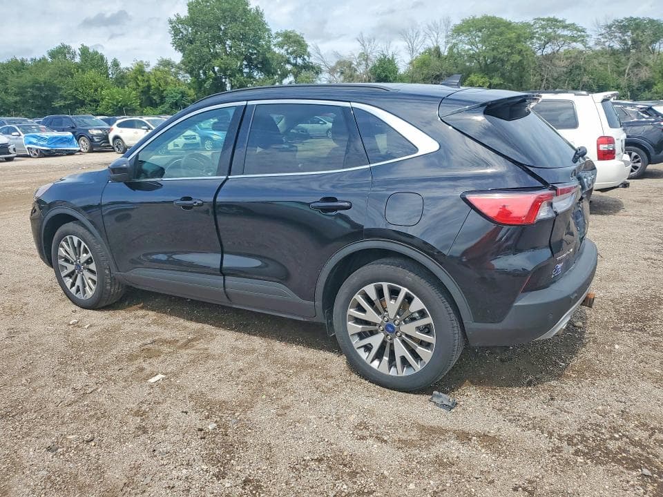 2022 FORD ESCAPE TITANIUM 2