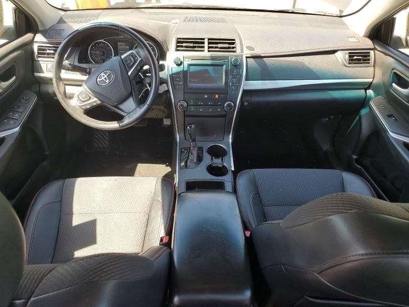 2017 TOYOTA CAMRY SE 8
