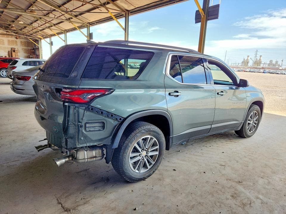 2022 CHEVROLET TRAVERSE LT 3