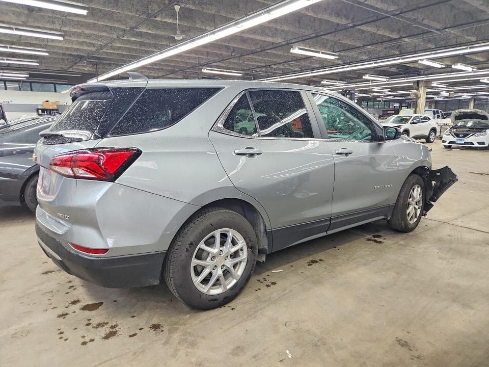 2023 CHEVROLET EQUINOX LT 3