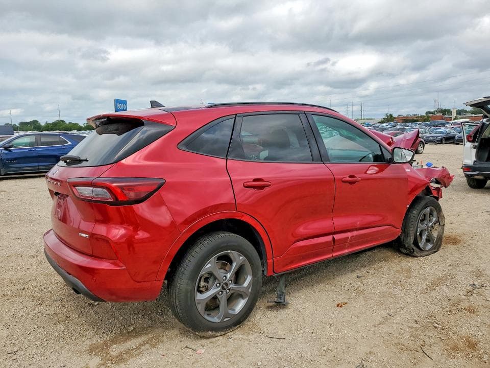 2024 FORD ESCAPE ST LINE 3