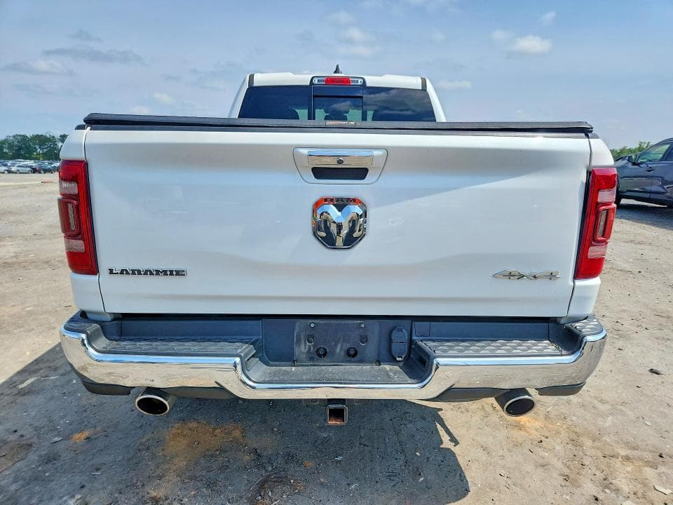 2019 RAM 1500 LARAMIE 6