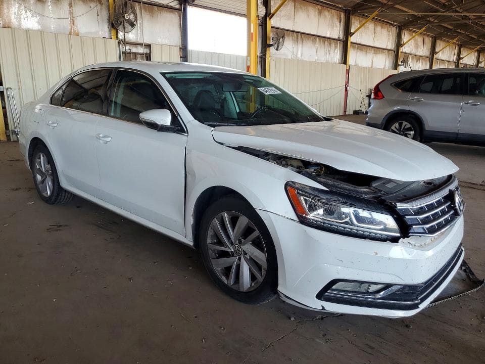 2018 VOLKSWAGEN PASSAT SE 4