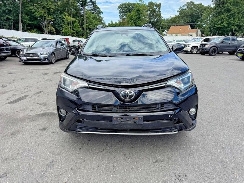 2018 TOYOTA RAV4 XLE 6