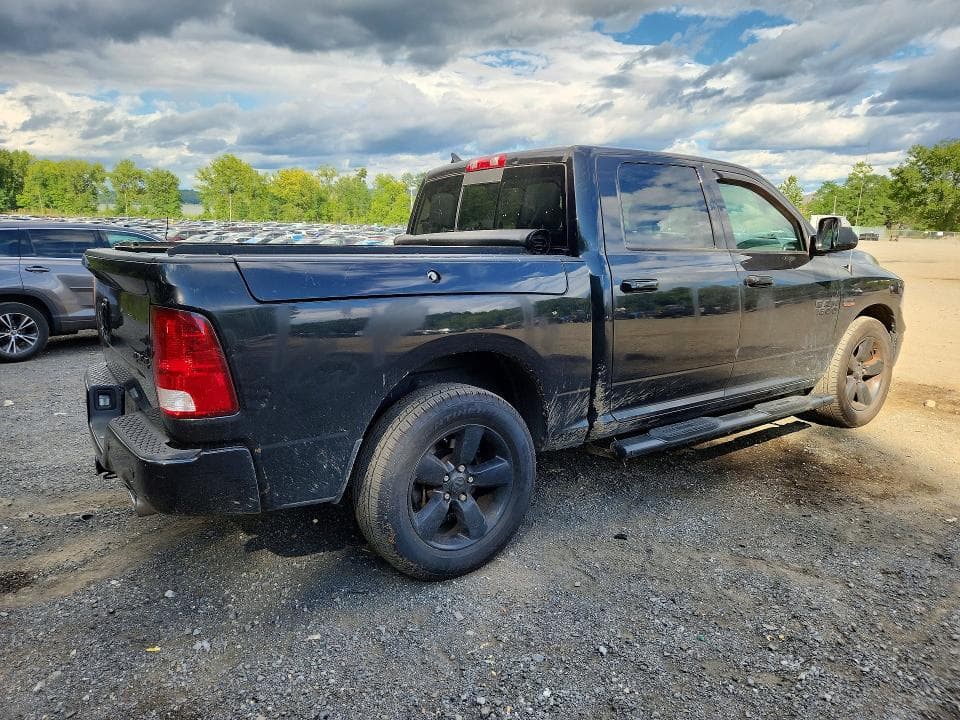 2018 RAM 1500 SLT 3
