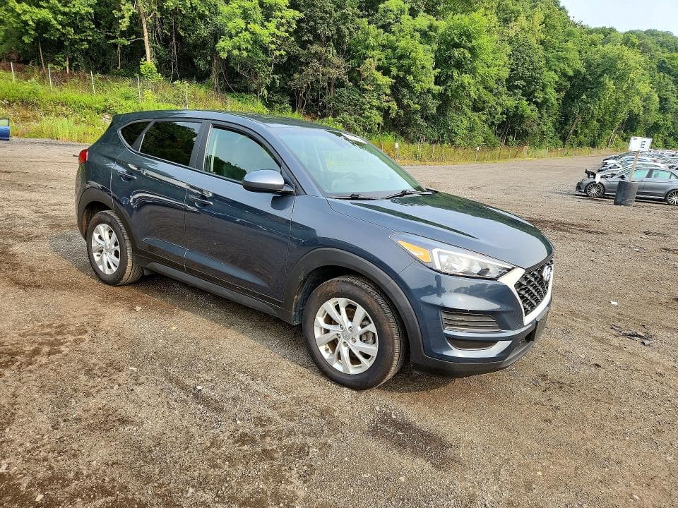 2021 HYUNDAI TUCSON SE 4