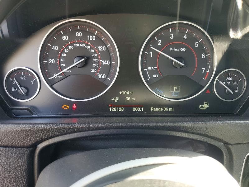 2017 BMW 330E 9