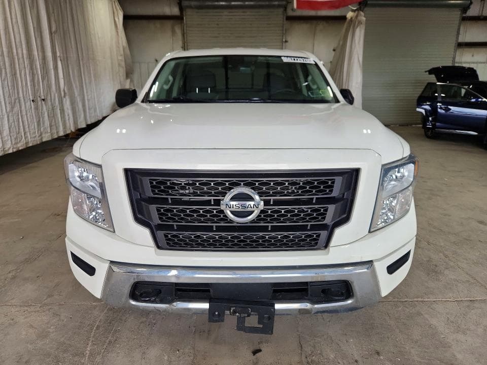 2022 NISSAN TITAN S 5