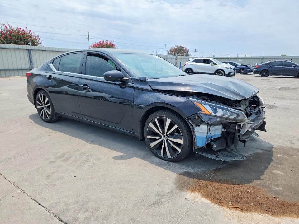 2020 NISSAN ALTIMA SR 4