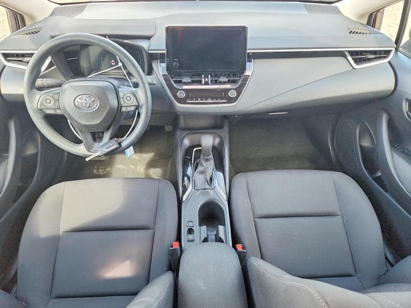 2026 TOYOTA COROLLA LE 8