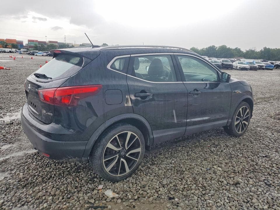 2018 NISSAN ROGUE SPORT SL 3
