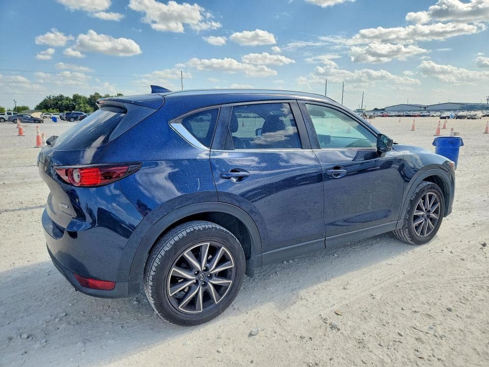 2018 MAZDA CX-5 TOURING 3