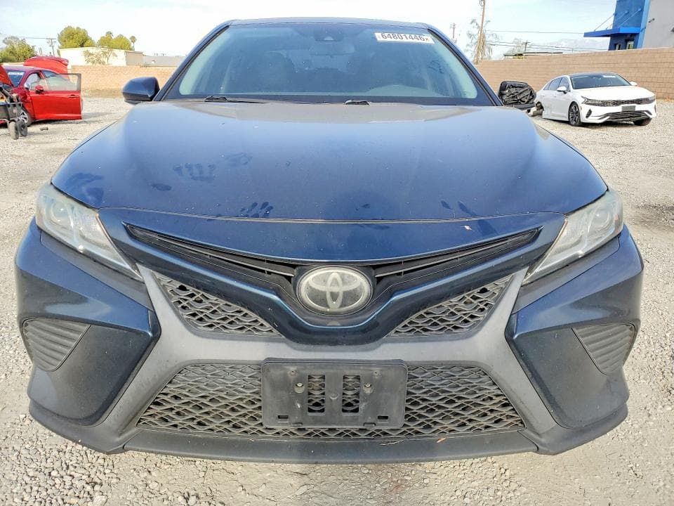 2019 TOYOTA CAMRY SE 5