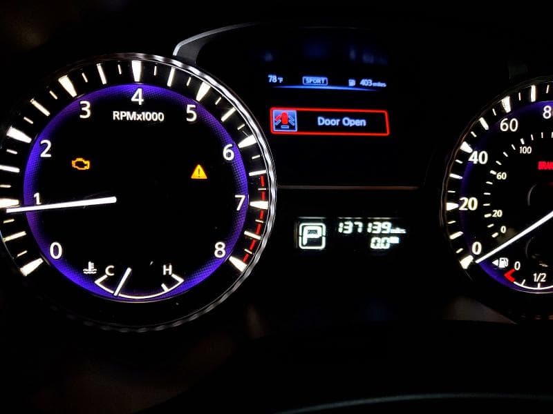2017 INFINITI QX60 BASE 9