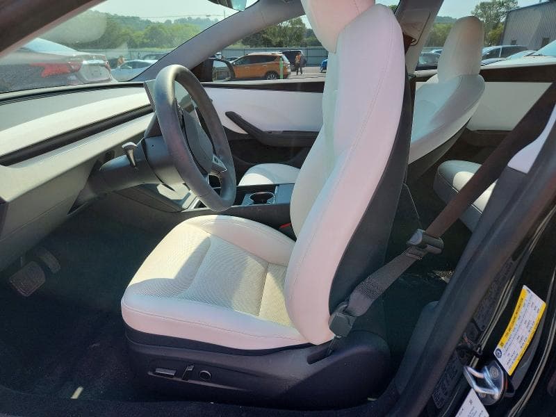 2026 TESLA MODEL 3 7