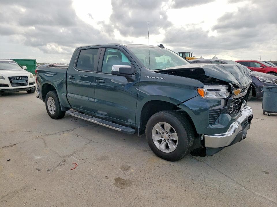 2025 CHEVROLET SILVERADO C1500 LT 4