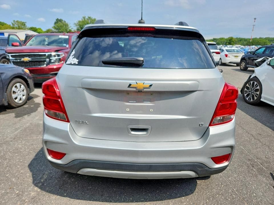 2019 CHEVROLET TRAX 1LT 6