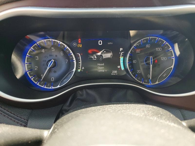 2017 CHRYSLER PACIFICA LIMITED 9