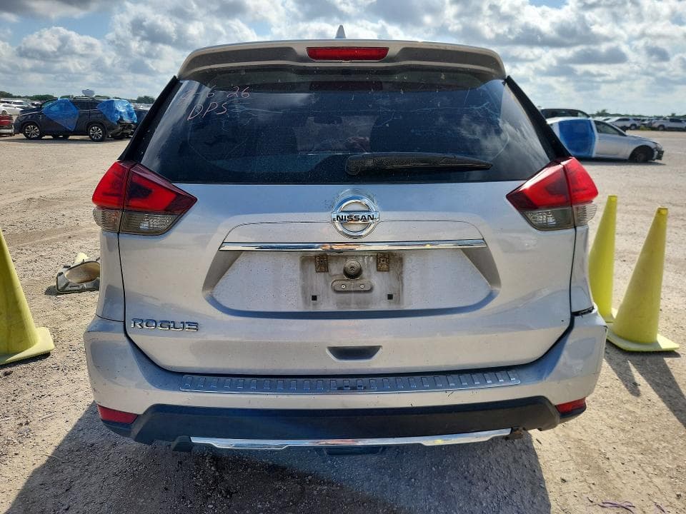 2017 NISSAN ROGUE S 6