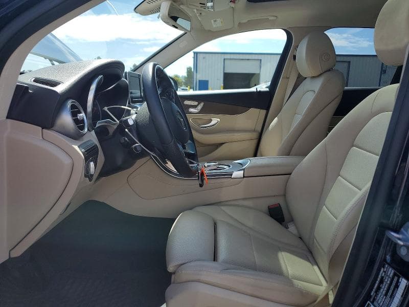 2019 MERCEDES-BENZ GLC 300 4MATIC 7
