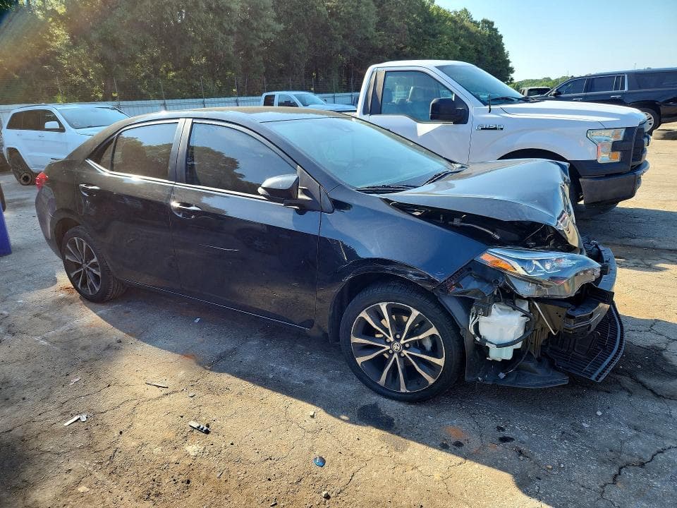 2018 TOYOTA COROLLA SE 4