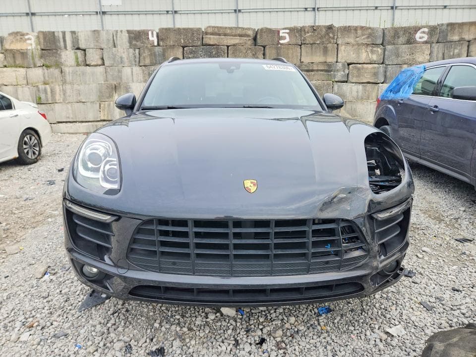 2018 PORSCHE MACAN 5