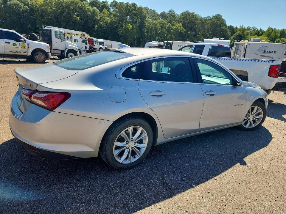 2020 CHEVROLET MALIBU LT 3