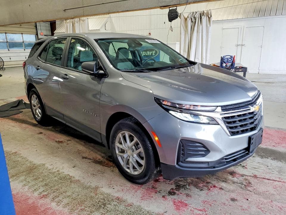 2023 CHEVROLET EQUINOX LS 4