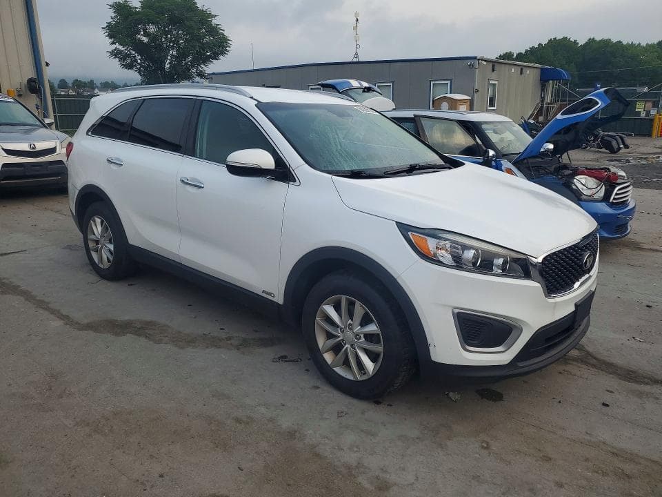 2017 KIA SORENTO LX 4