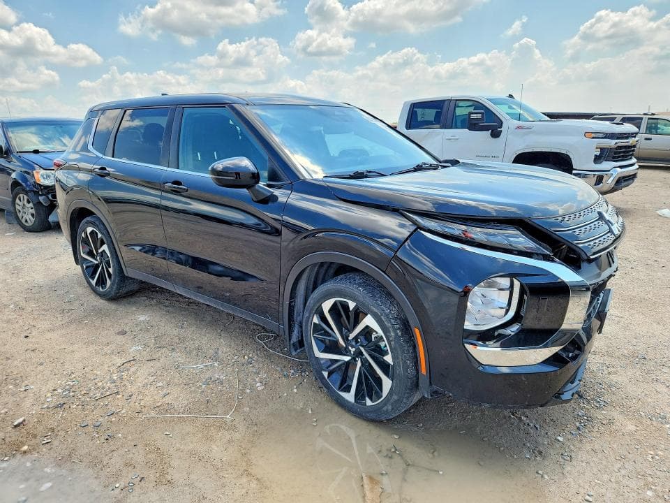2022 MITSUBISHI OUTLANDER ES 4