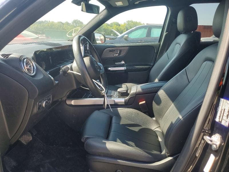 2021 MERCEDES-BENZ GLB 250 7