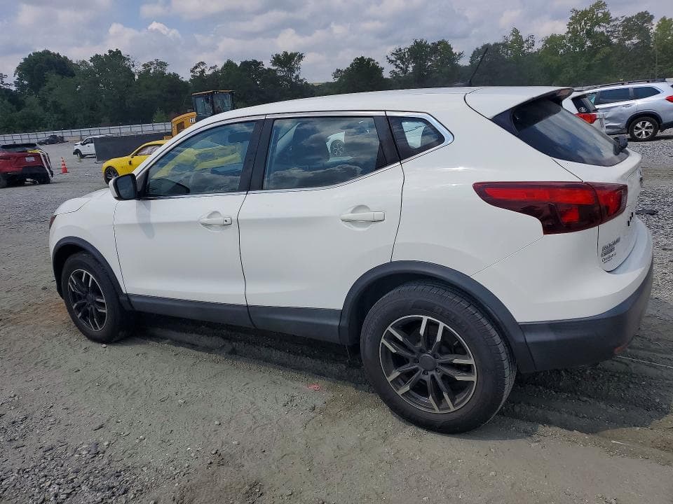 2018 NISSAN ROGUE SPORT S 2