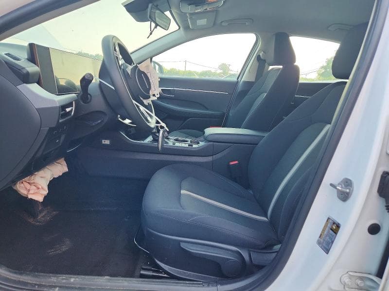 2025 HYUNDAI SONATA SE 7