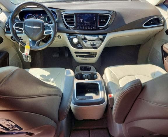 2018 CHRYSLER PACIFICA TOURING L PLUS 8
