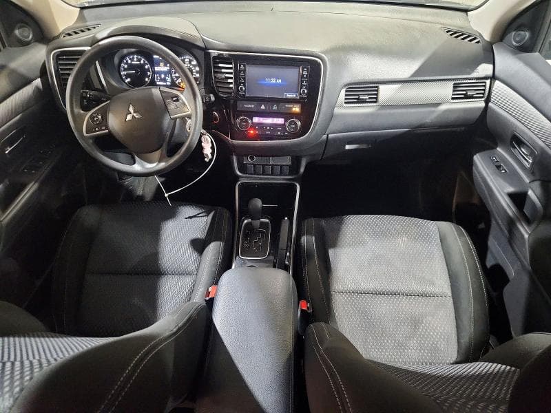 2018 MITSUBISHI OUTLANDER SE 8