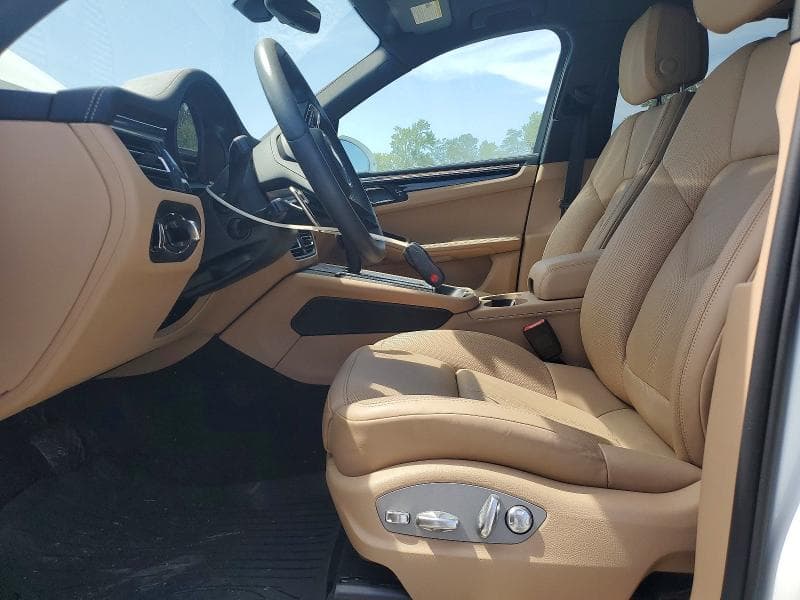 2025 PORSCHE MACAN S 7