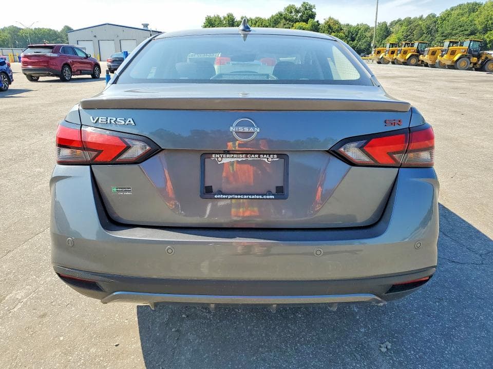 2024 NISSAN VERSA SR 6