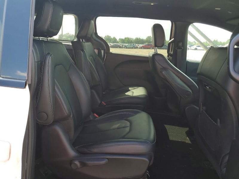 2024 CHRYSLER PACIFICA HYBRID SELECT 11