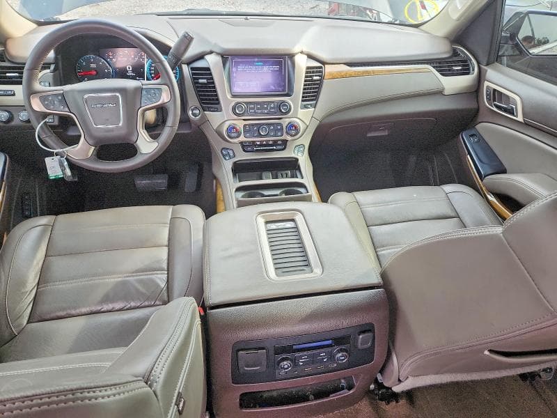 2017 GMC YUKON DENALI 8