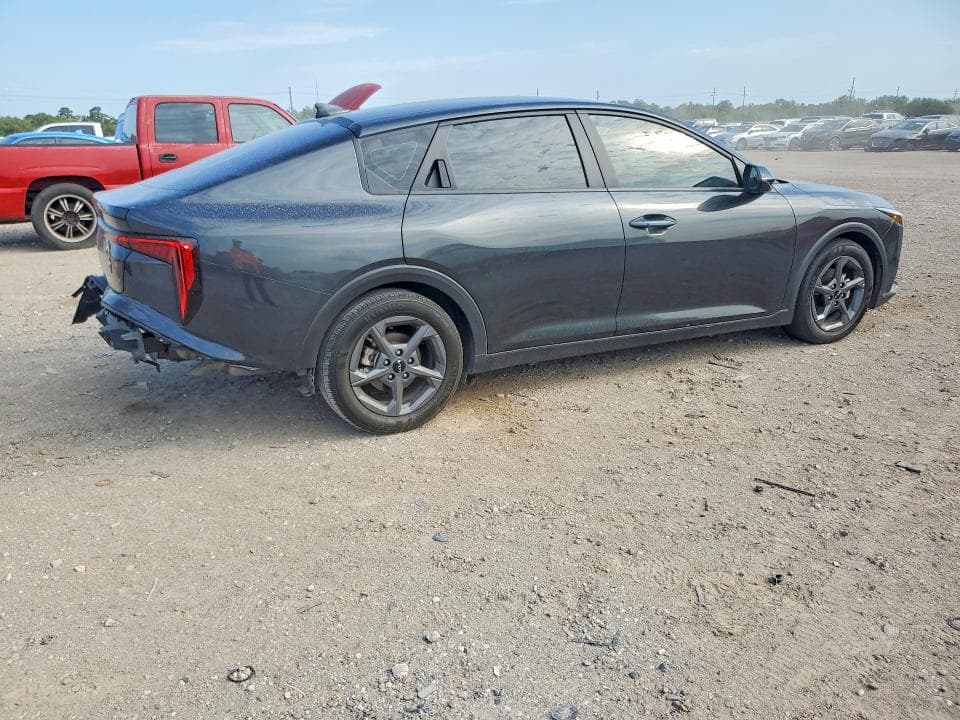 2025 KIA K4 LXS 3