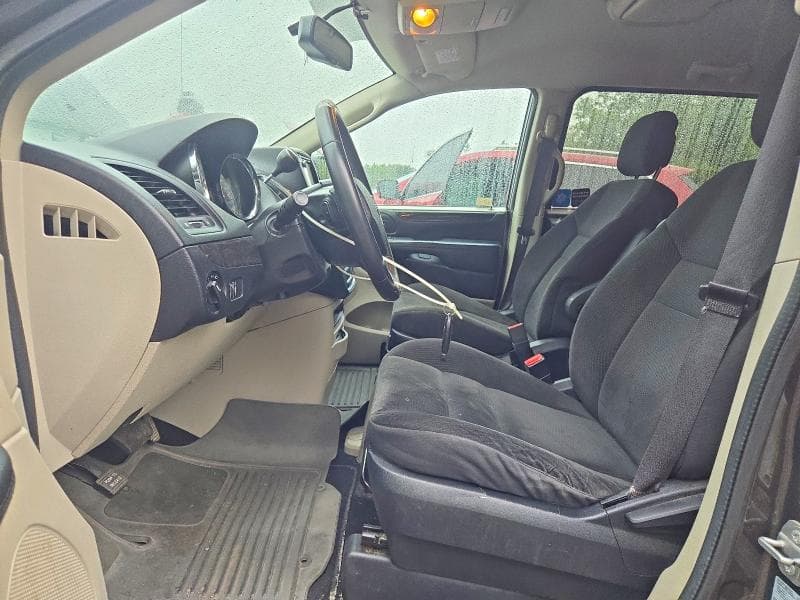 2017 DODGE GRAND CARAVAN SE 7