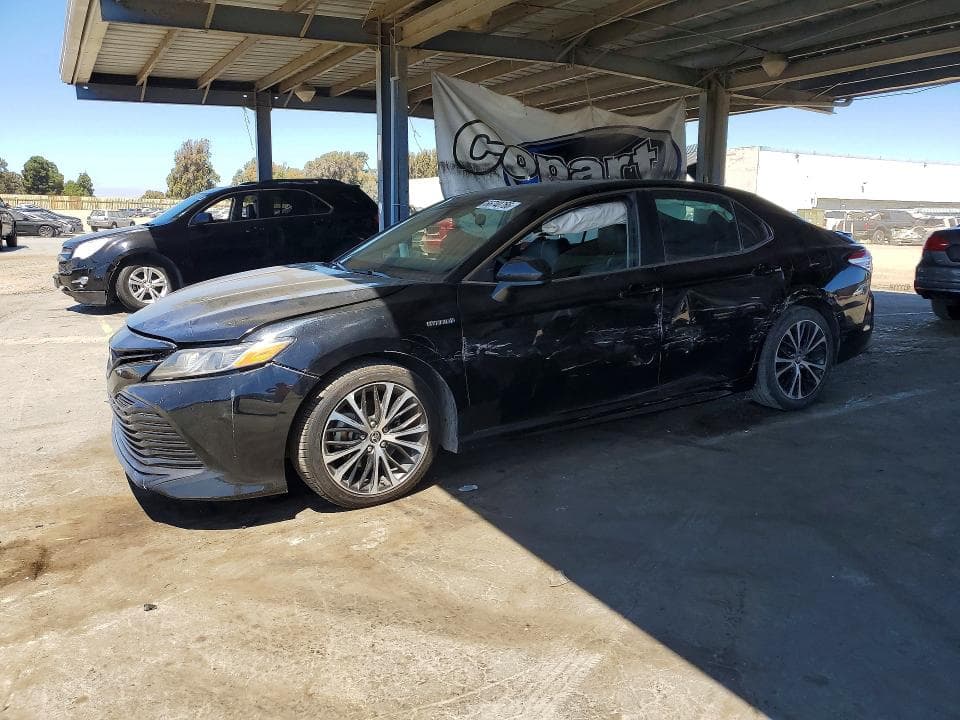 2020 TOYOTA CAMRY SE - 1