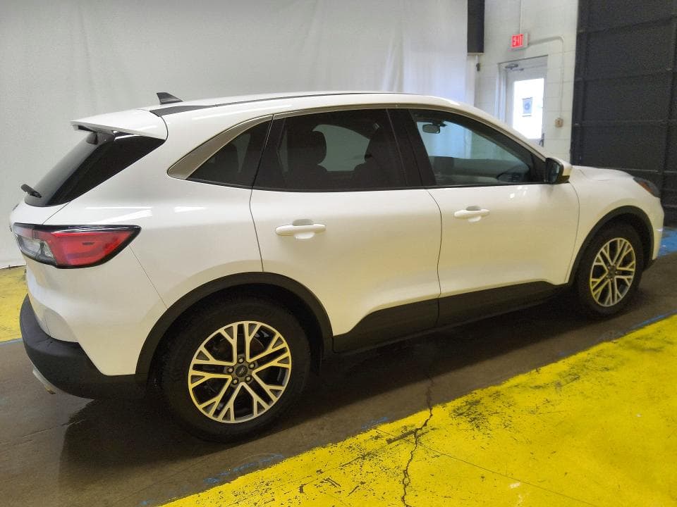 2022 FORD ESCAPE SEL 3