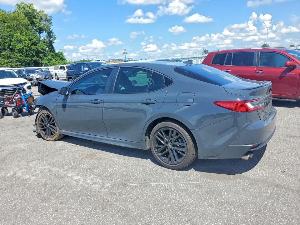 2025 TOYOTA CAMRY SE 2