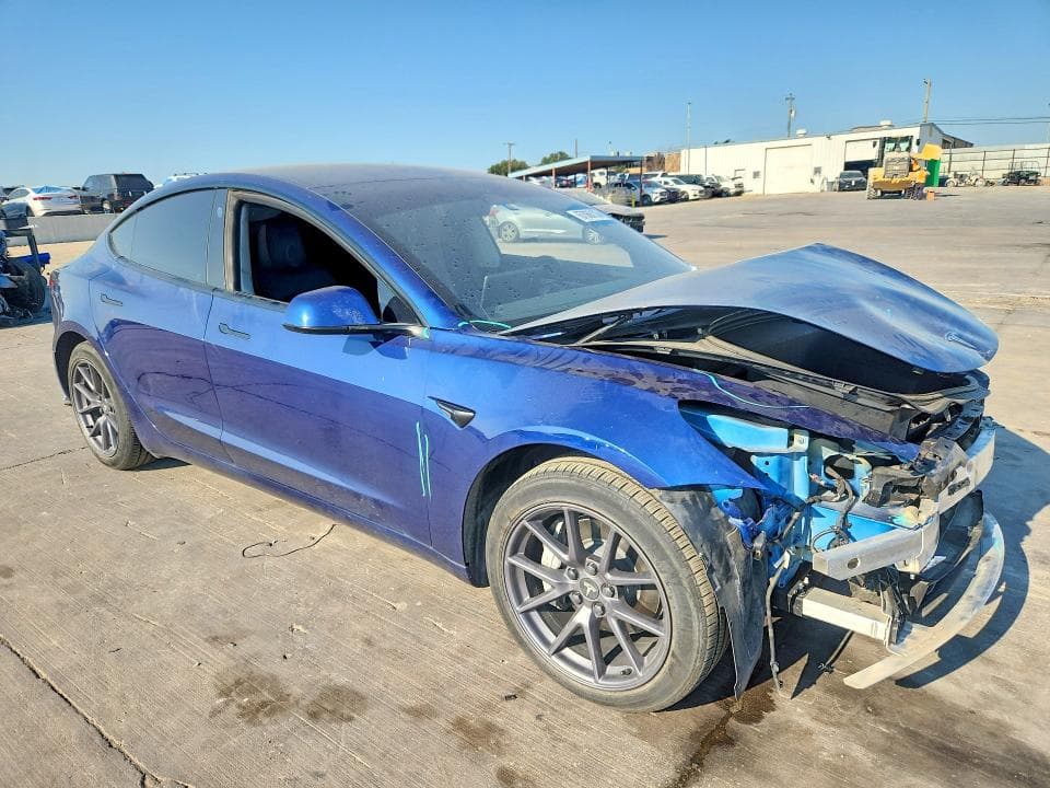2023 TESLA MODEL 3 4