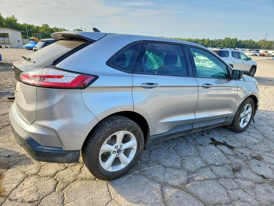 2021 FORD EDGE SE 3