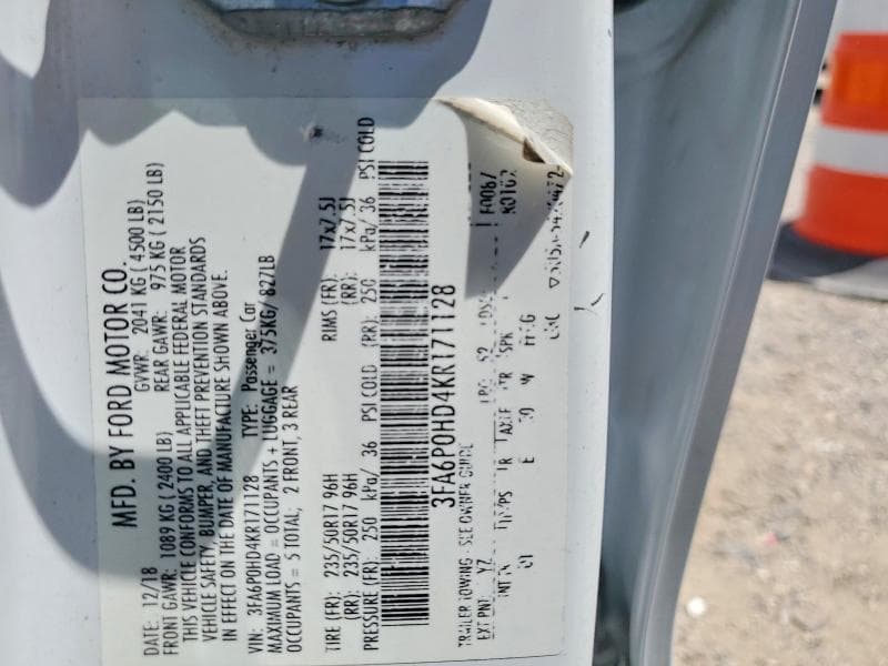 2019 FORD FUSION SE 12